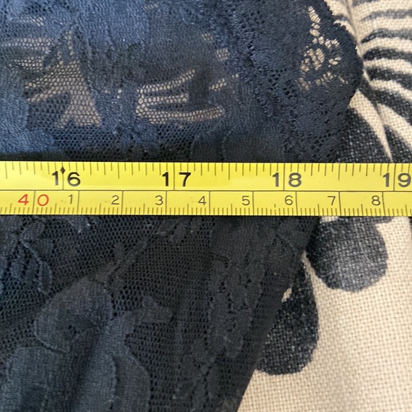 Vintage VanityFair Black Lace Thin Strap Bodice W/Solid BodyW/Lace Hem Full Slip - Picture 7 of 7